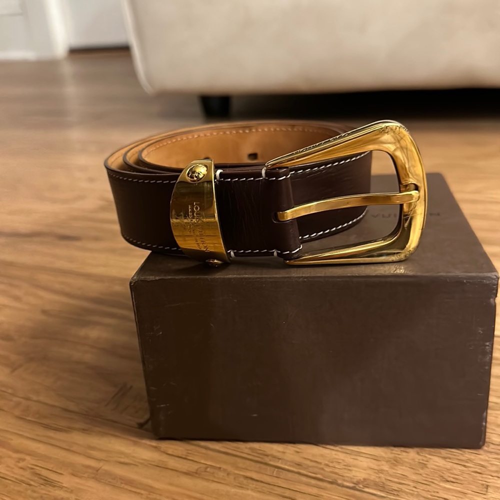 Louis Vuitton Maroon Leather Belt With Gold Hardware Will Fit Sizes 25-27